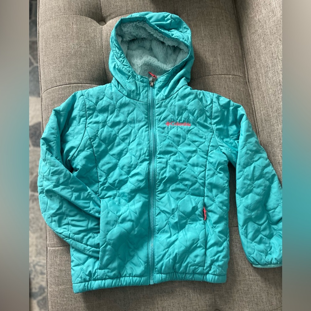 Columbia Size Small , fully lined